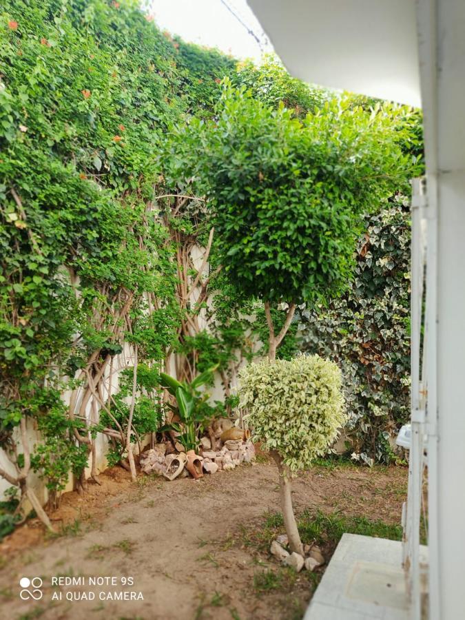 Etage De Villa Avec Jardin, Pres De L'Aireport Et Parking Prive Arjana Zewnętrze zdjęcie