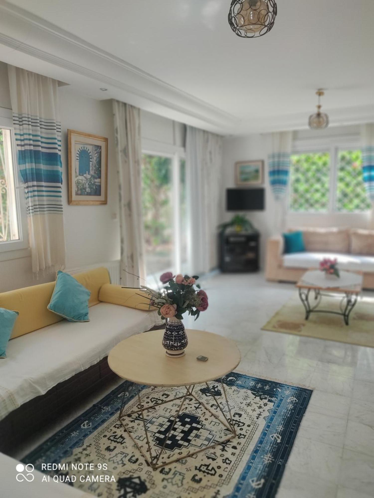 Etage De Villa Avec Jardin, Pres De L'Aireport Et Parking Prive Arjana Zewnętrze zdjęcie